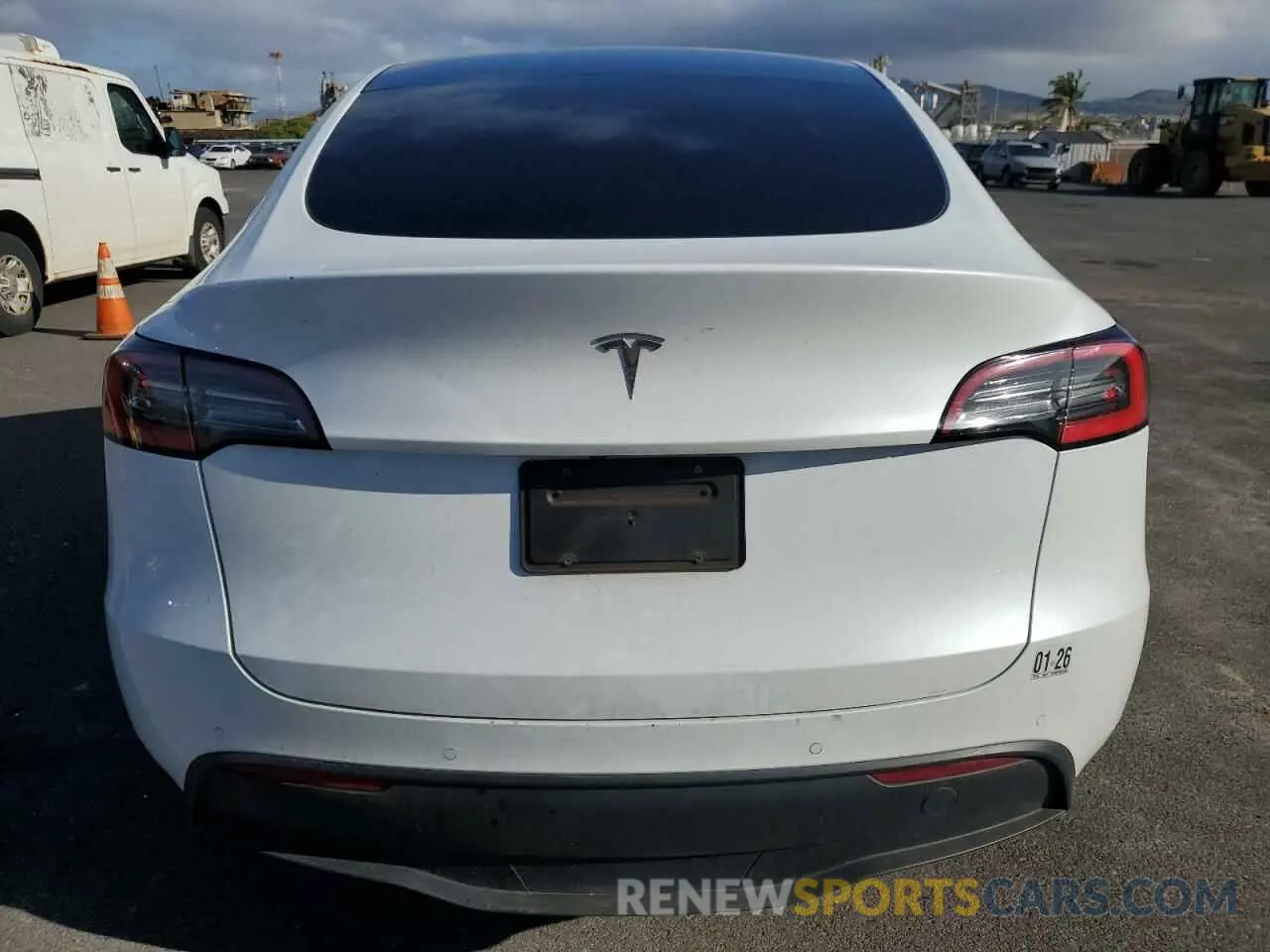 6 Photograph of a damaged car 5YJYGDED9MF105869 TESLA MODEL Y 2021