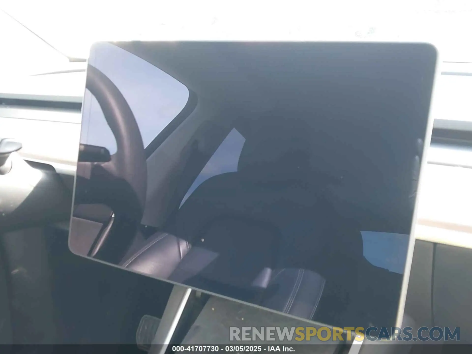 7 Photograph of a damaged car 5YJYGDED9MF110697 TESLA MODEL Y 2021