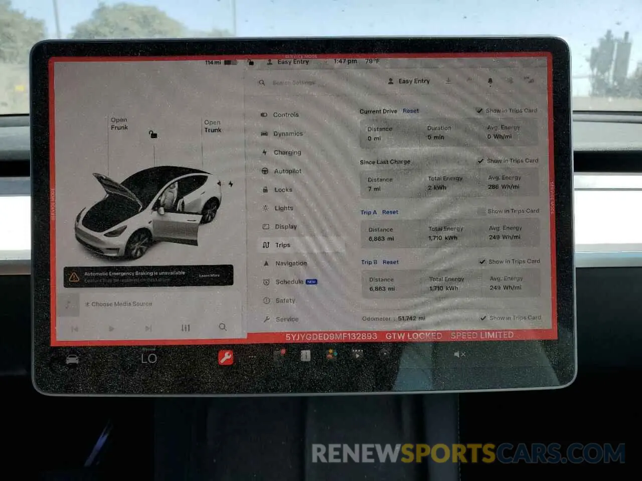 9 Photograph of a damaged car 5YJYGDED9MF132893 TESLA MODEL Y 2021