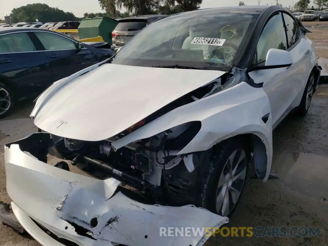 2 Photograph of a damaged car 5YJYGDED9MF163240 TESLA MODEL Y 2021