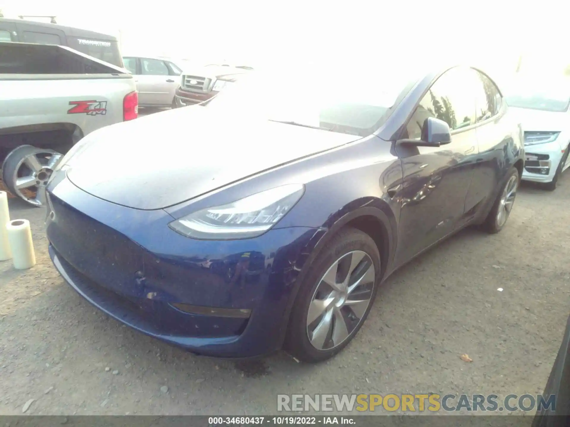 2 Photograph of a damaged car 5YJYGDEDXMF103953 TESLA MODEL Y 2021