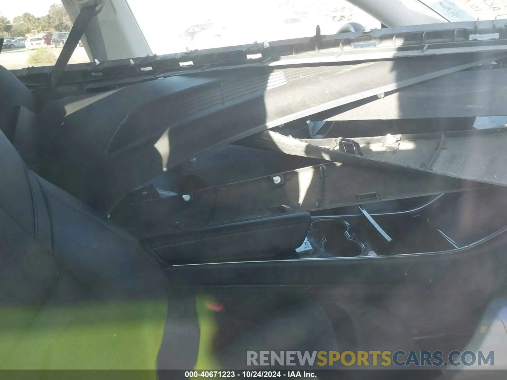 5 Photograph of a damaged car 5YJYGDEDXMF110160 TESLA MODEL Y 2021