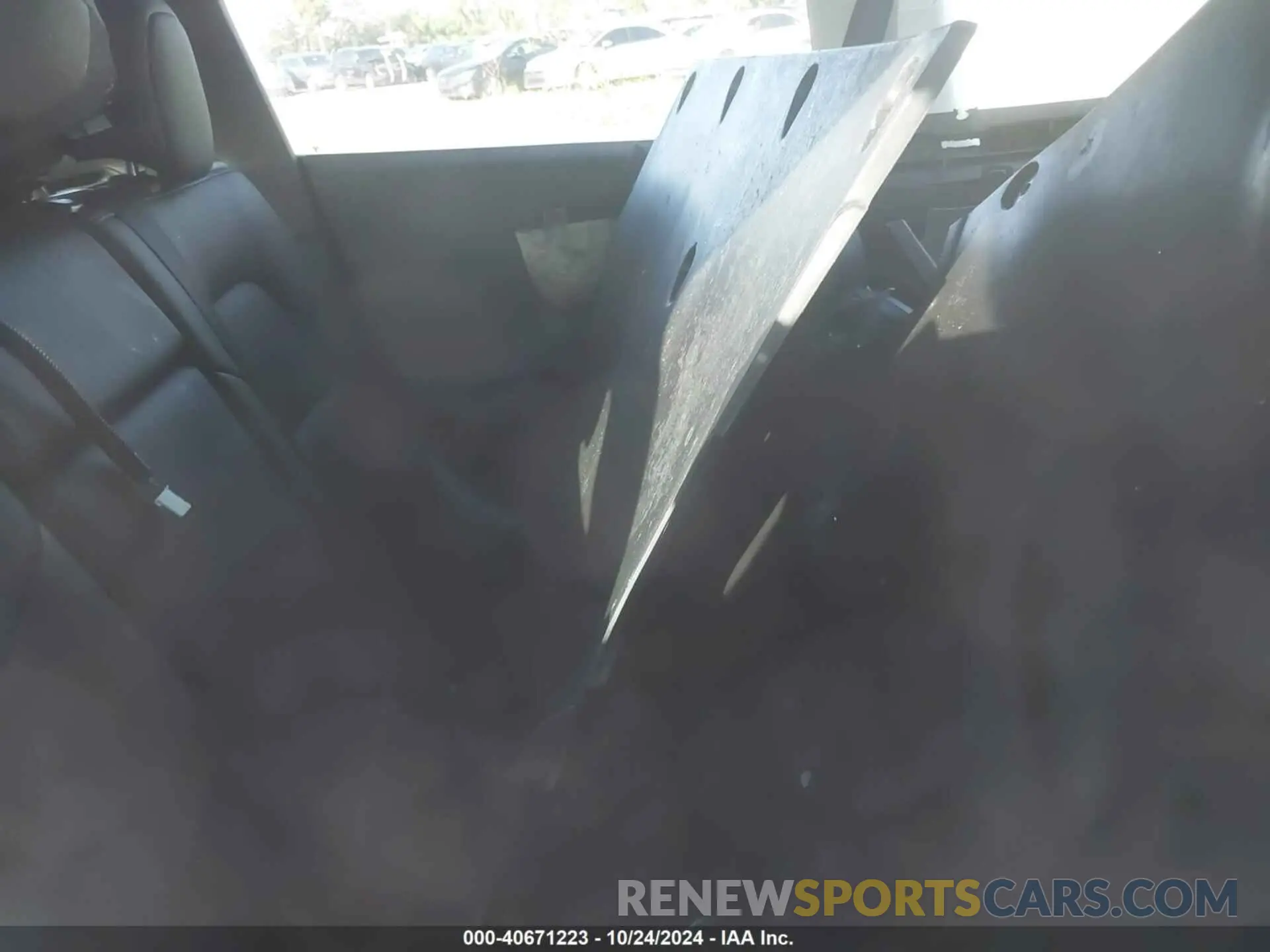 8 Photograph of a damaged car 5YJYGDEDXMF110160 TESLA MODEL Y 2021
