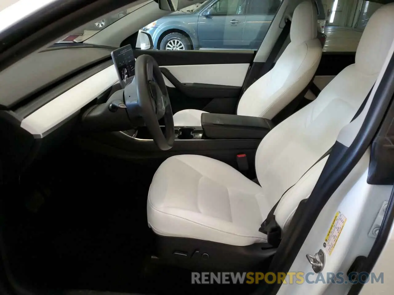 7 Photograph of a damaged car 5YJYGDEE0MF061351 TESLA MODEL Y 2021