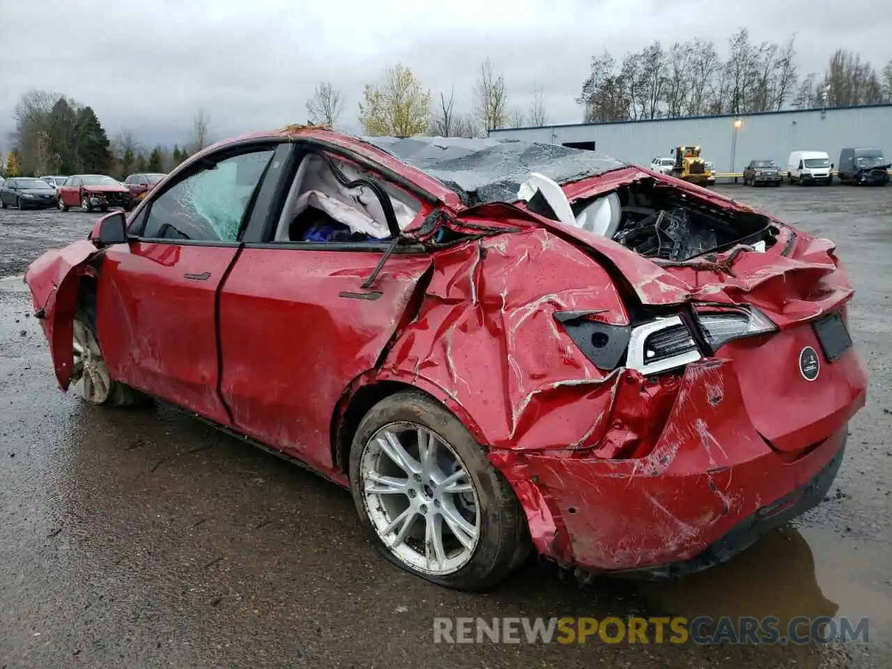 3 Photograph of a damaged car 5YJYGDEE0MF066632 TESLA MODEL Y 2021