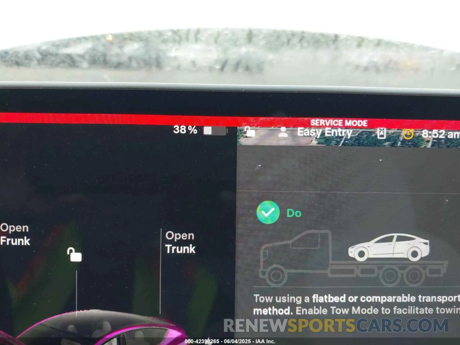 17 Photograph of a damaged car 5YJYGDEE0MF075606 TESLA MODEL Y 2021