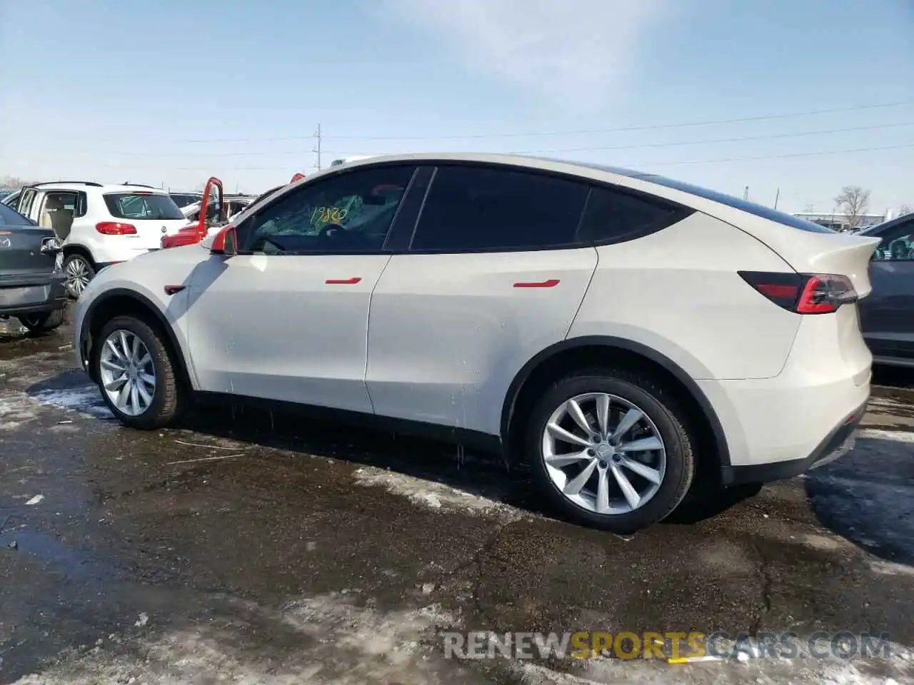 9 Photograph of a damaged car 5YJYGDEE0MF076545 TESLA MODEL Y 2021