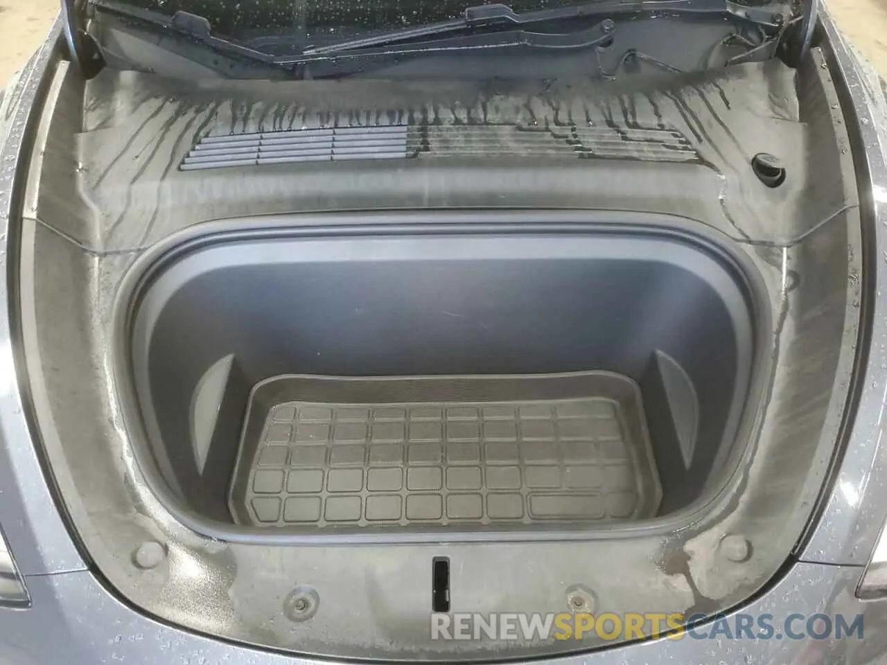 12 Photograph of a damaged car 5YJYGDEE0MF076660 TESLA MODEL Y 2021