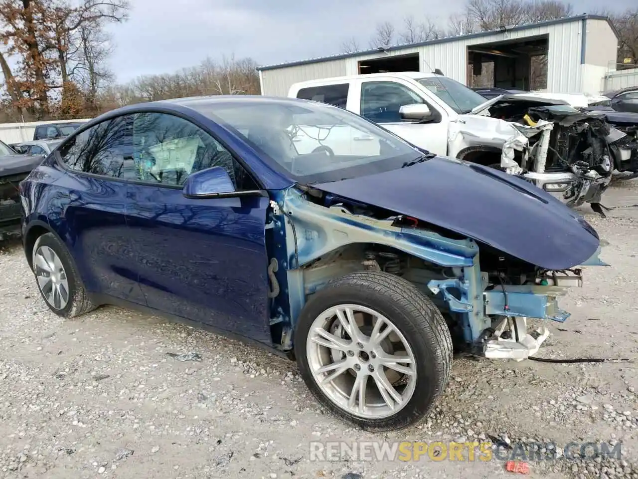 4 Photograph of a damaged car 5YJYGDEE0MF077484 TESLA MODEL Y 2021