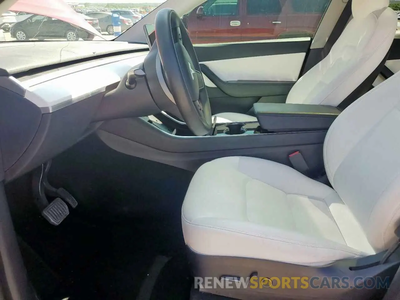 7 Photograph of a damaged car 5YJYGDEE0MF079865 TESLA MODEL Y 2021