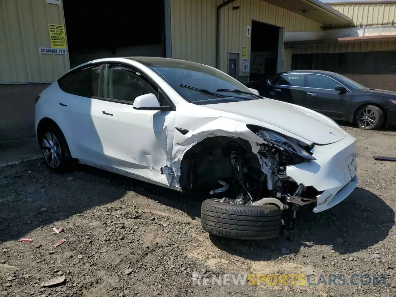 4 Photograph of a damaged car 5YJYGDEE0MF083558 TESLA MODEL Y 2021