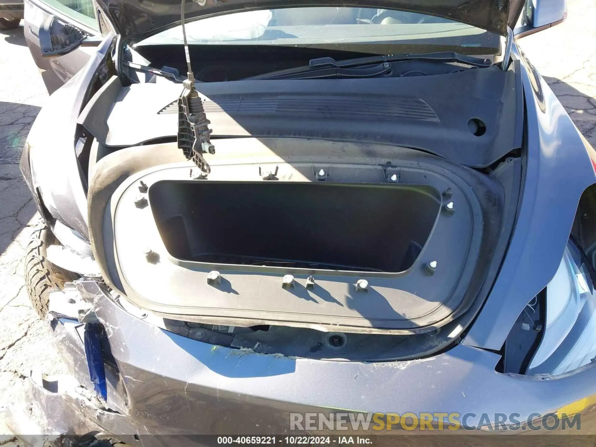 10 Photograph of a damaged car 5YJYGDEE0MF084144 TESLA MODEL Y 2021