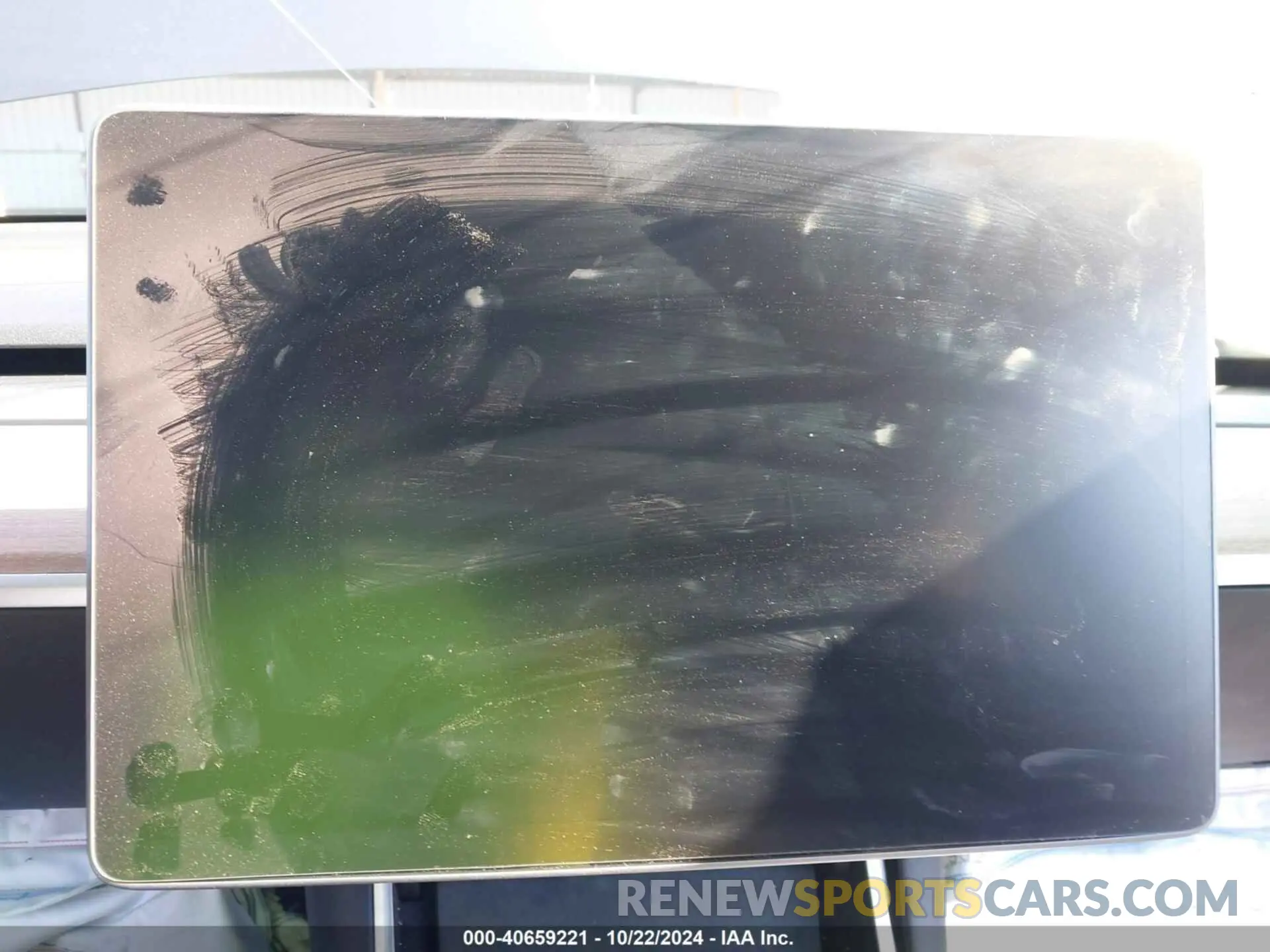 18 Photograph of a damaged car 5YJYGDEE0MF084144 TESLA MODEL Y 2021