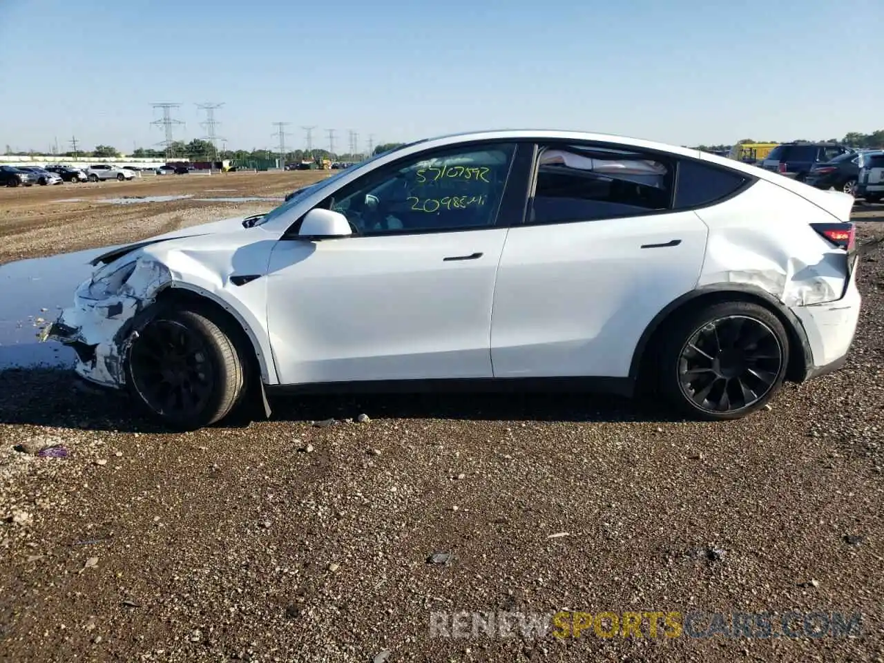 9 Photograph of a damaged car 5YJYGDEE0MF084435 TESLA MODEL Y 2021