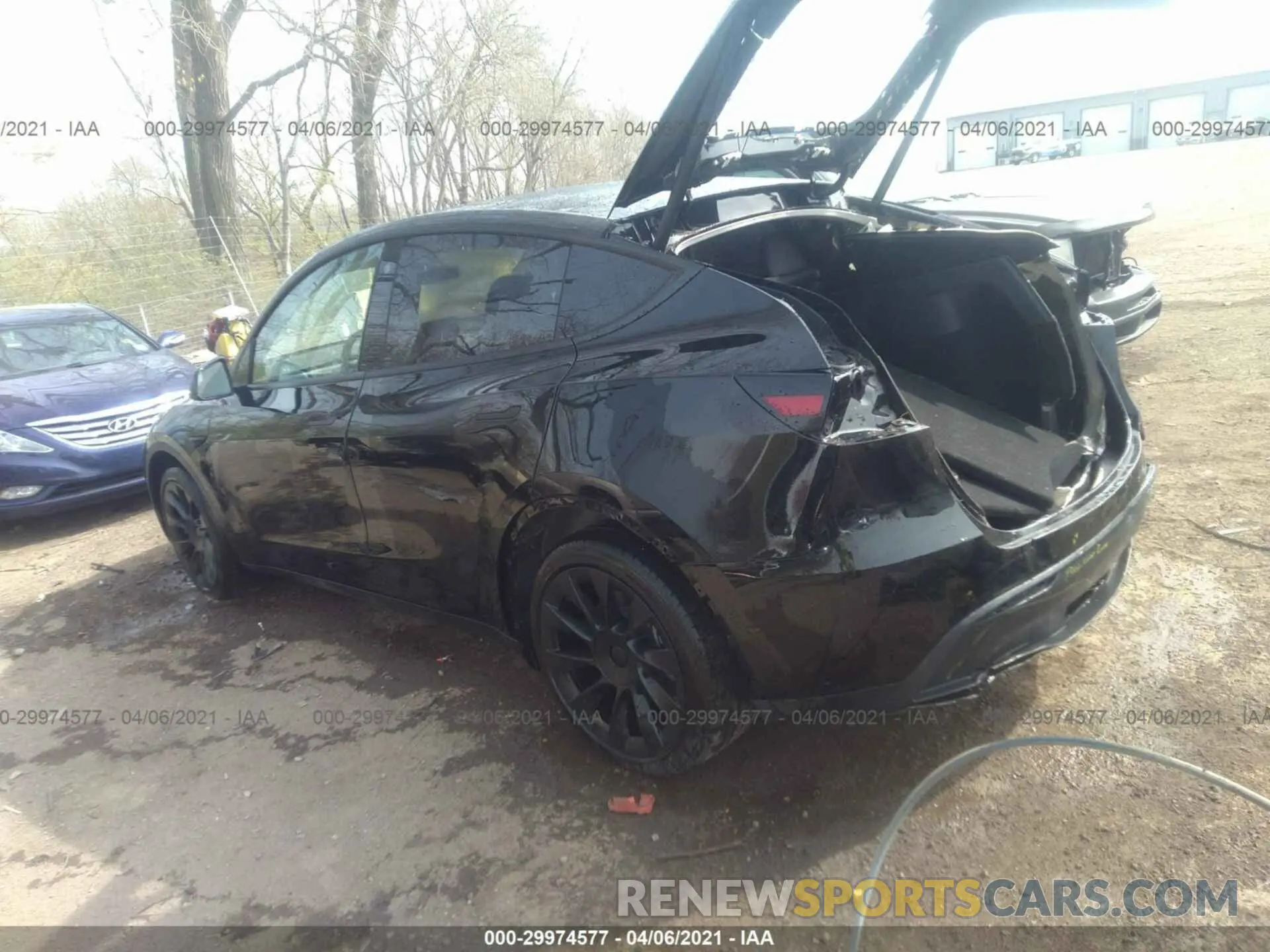 3 Photograph of a damaged car 5YJYGDEE0MF084788 TESLA MODEL Y 2021