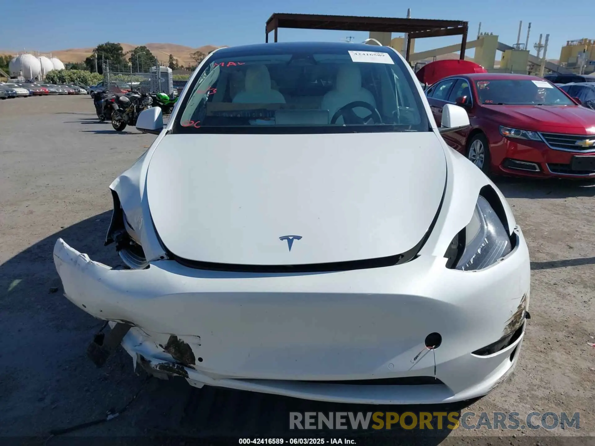 11 Photograph of a damaged car 5YJYGDEE0MF093409 TESLA MODEL Y 2021