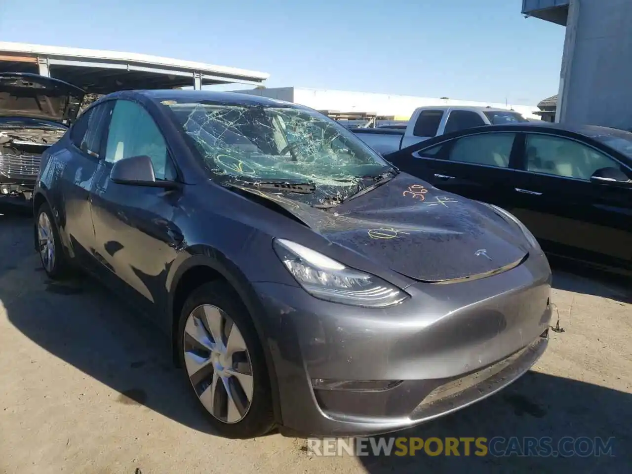 1 Photograph of a damaged car 5YJYGDEE0MF093488 TESLA MODEL Y 2021