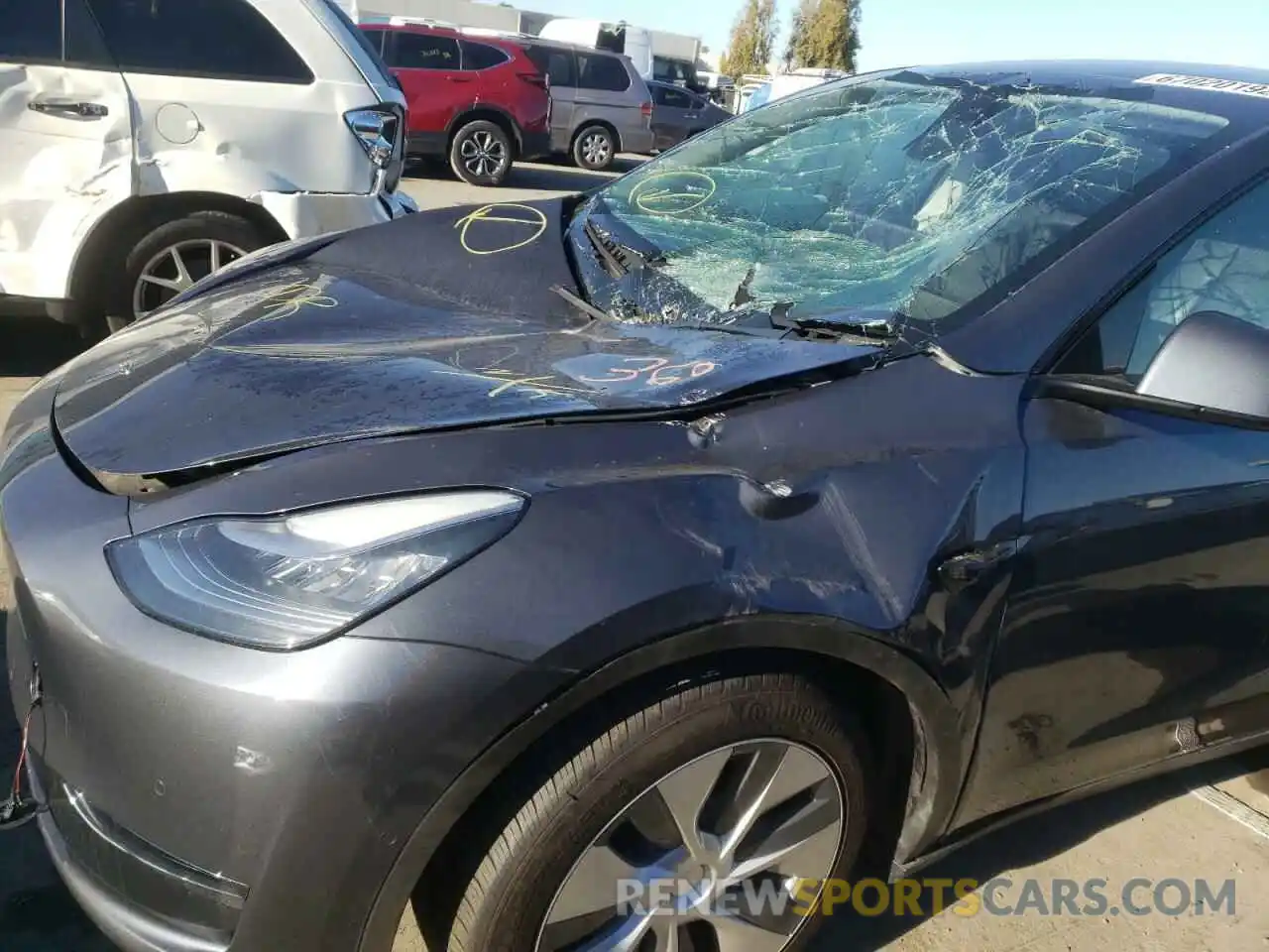 9 Photograph of a damaged car 5YJYGDEE0MF093488 TESLA MODEL Y 2021