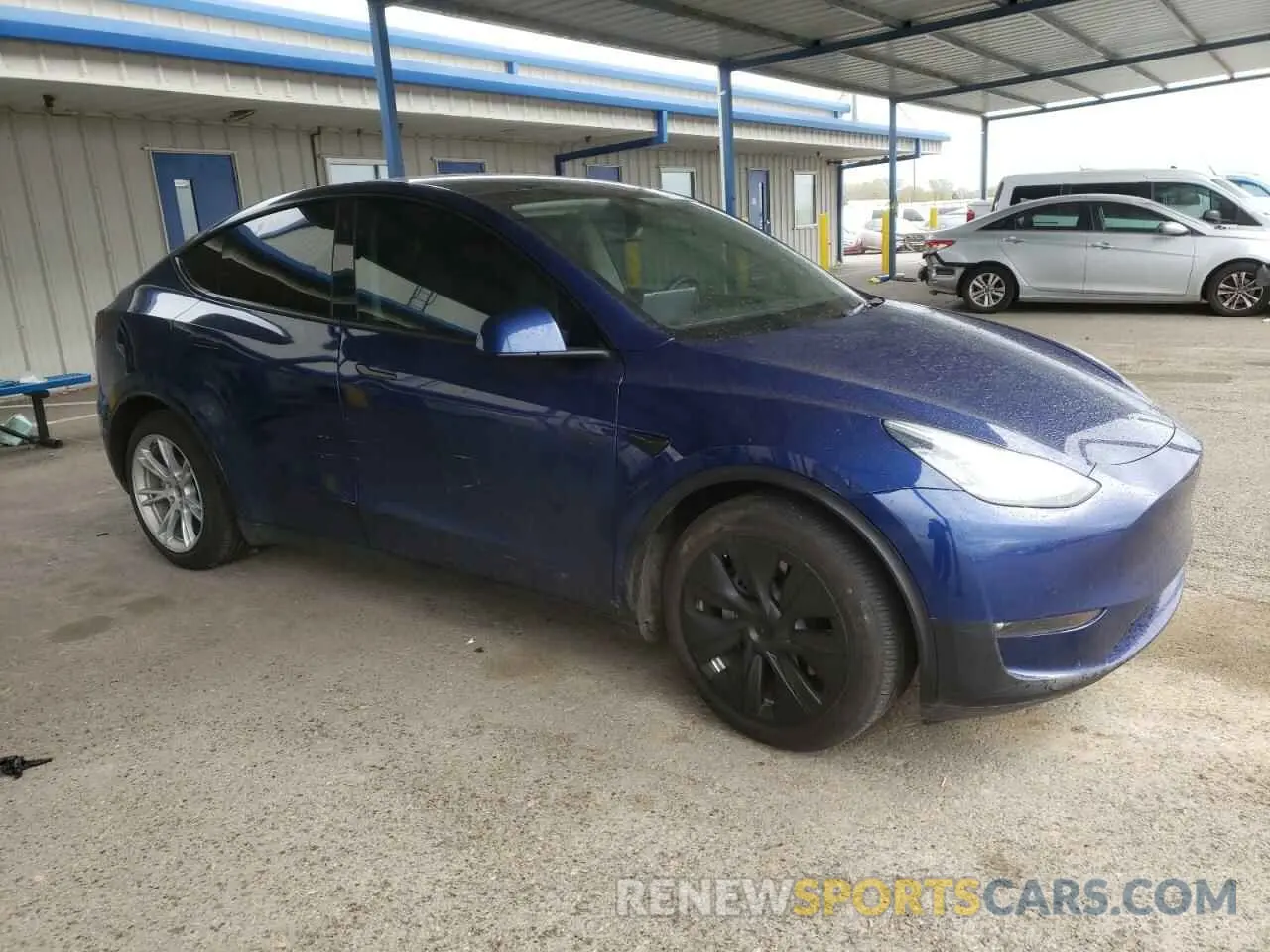 4 Photograph of a damaged car 5YJYGDEE0MF096777 TESLA MODEL Y 2021