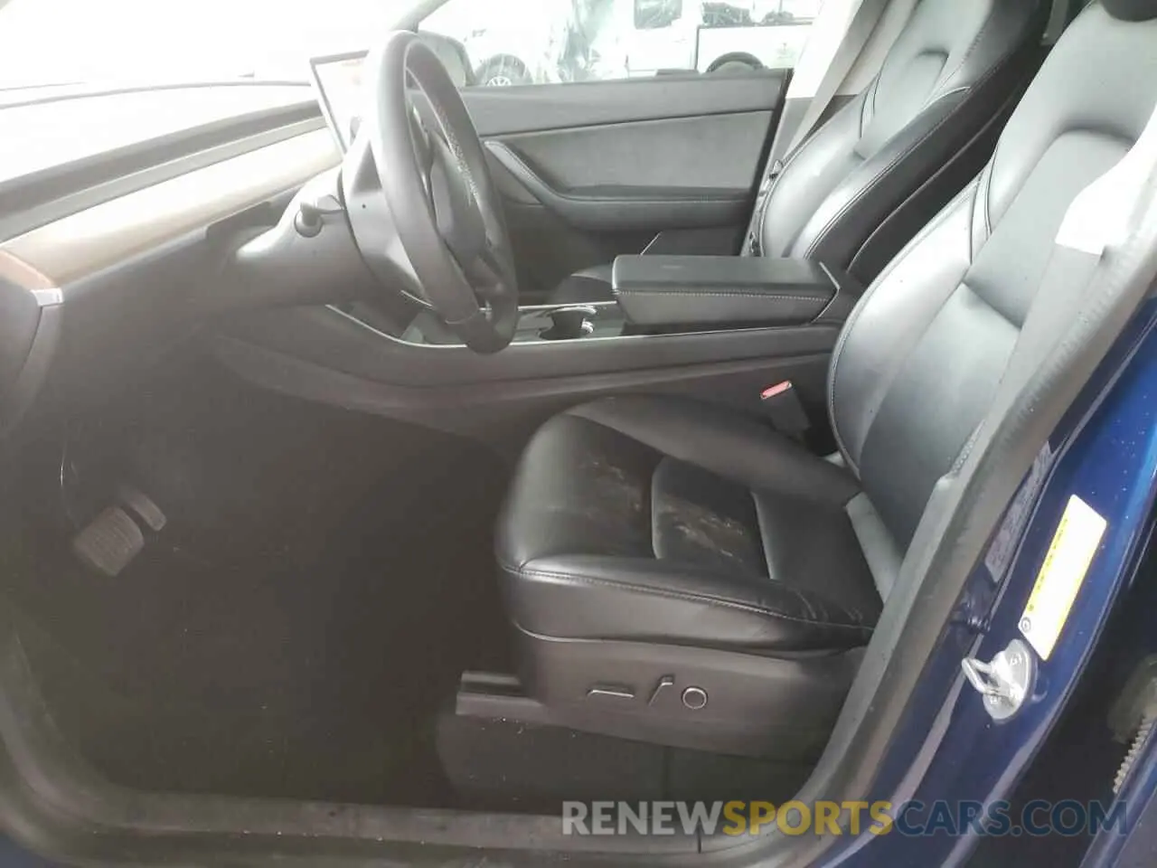 7 Photograph of a damaged car 5YJYGDEE0MF096777 TESLA MODEL Y 2021