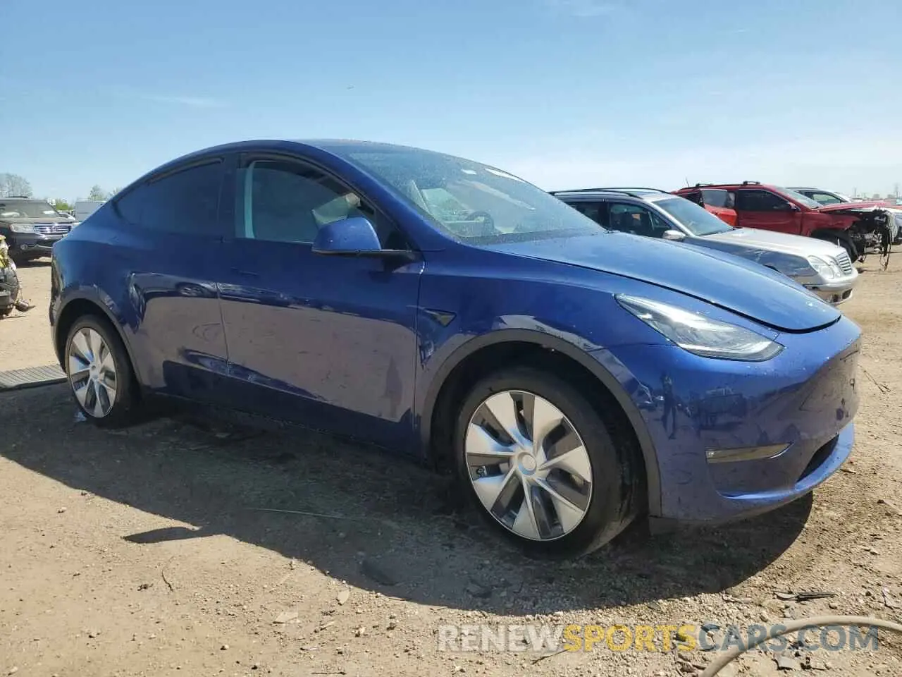 4 Photograph of a damaged car 5YJYGDEE0MF099467 TESLA MODEL Y 2021