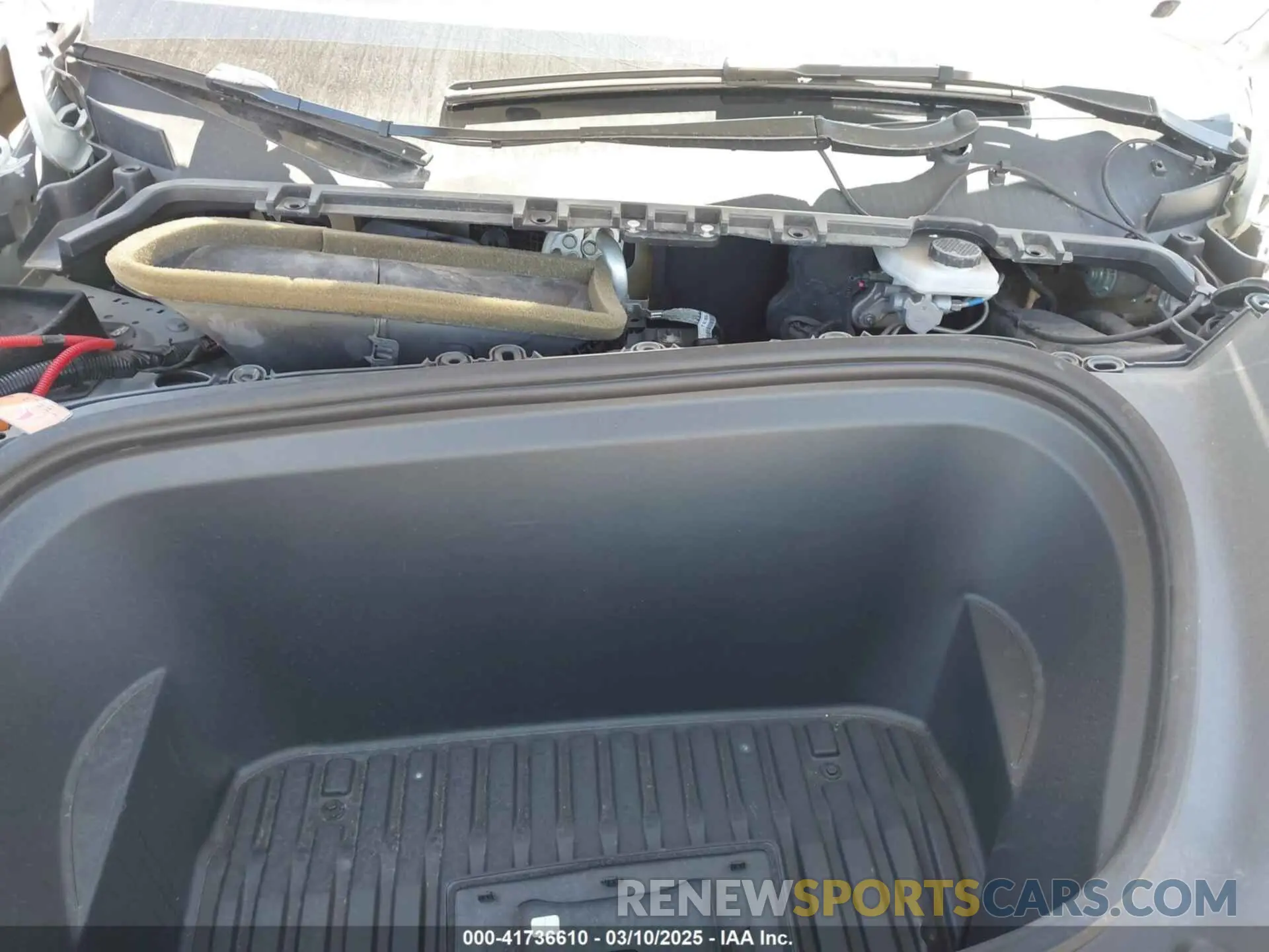 10 Photograph of a damaged car 5YJYGDEE0MF106255 TESLA MODEL Y 2021