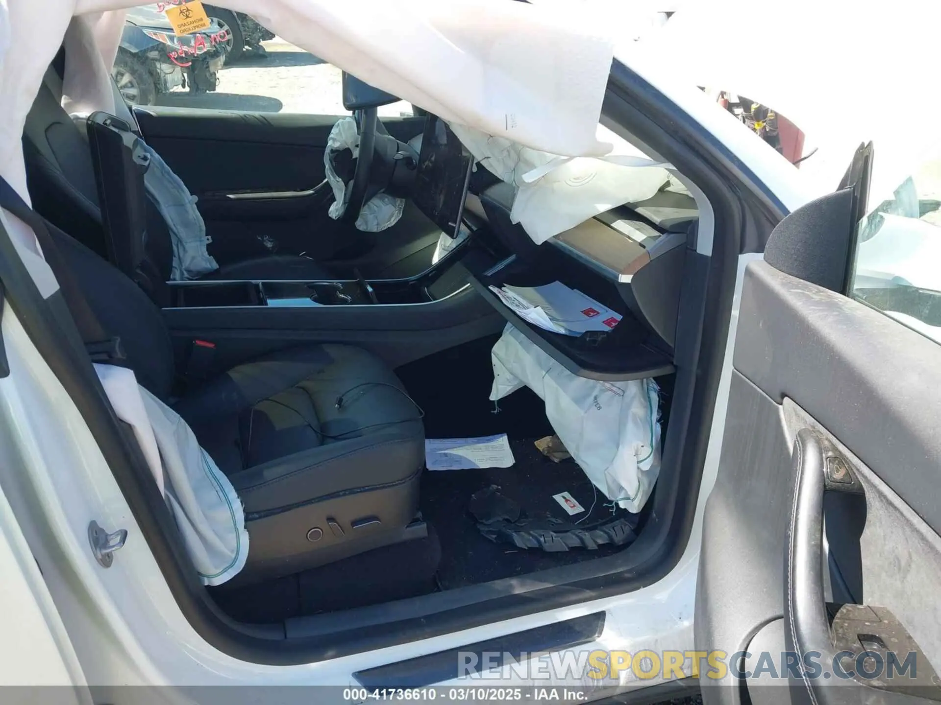 5 Photograph of a damaged car 5YJYGDEE0MF106255 TESLA MODEL Y 2021