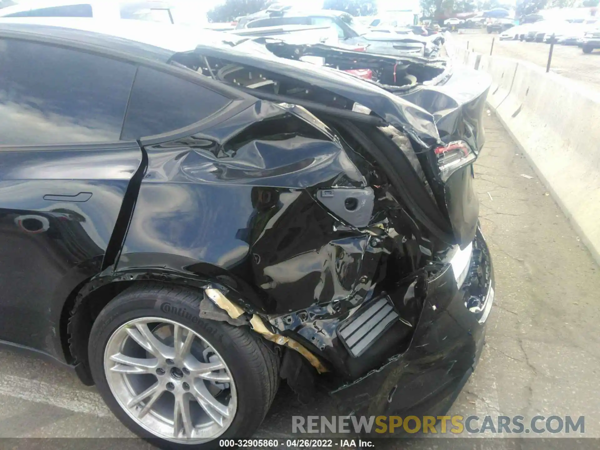 6 Photograph of a damaged car 5YJYGDEE0MF106806 TESLA MODEL Y 2021