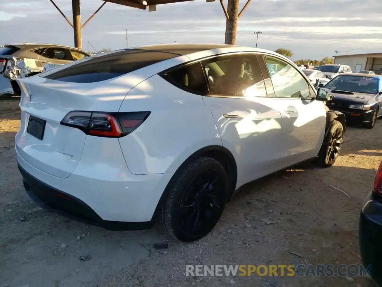 3 Photograph of a damaged car 5YJYGDEE0MF119149 TESLA MODEL Y 2021