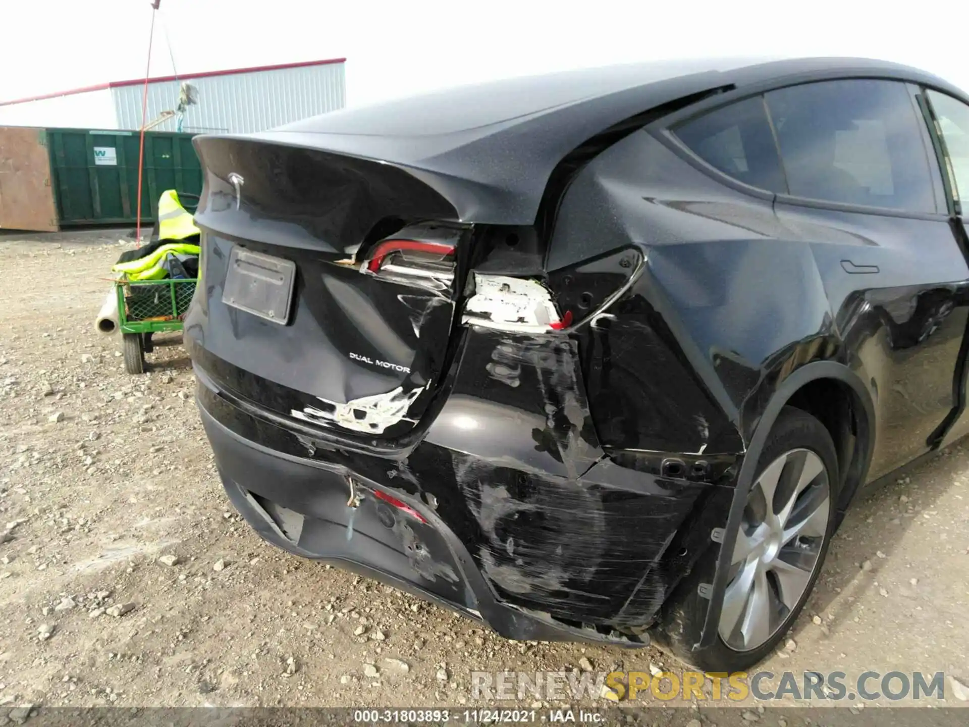 6 Photograph of a damaged car 5YJYGDEE0MF124027 TESLA MODEL Y 2021