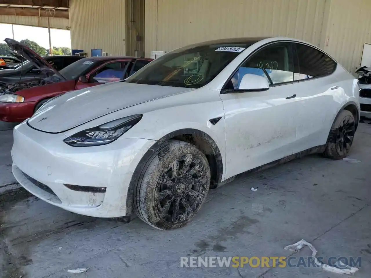 1 Photograph of a damaged car 5YJYGDEE0MF140034 TESLA MODEL Y 2021