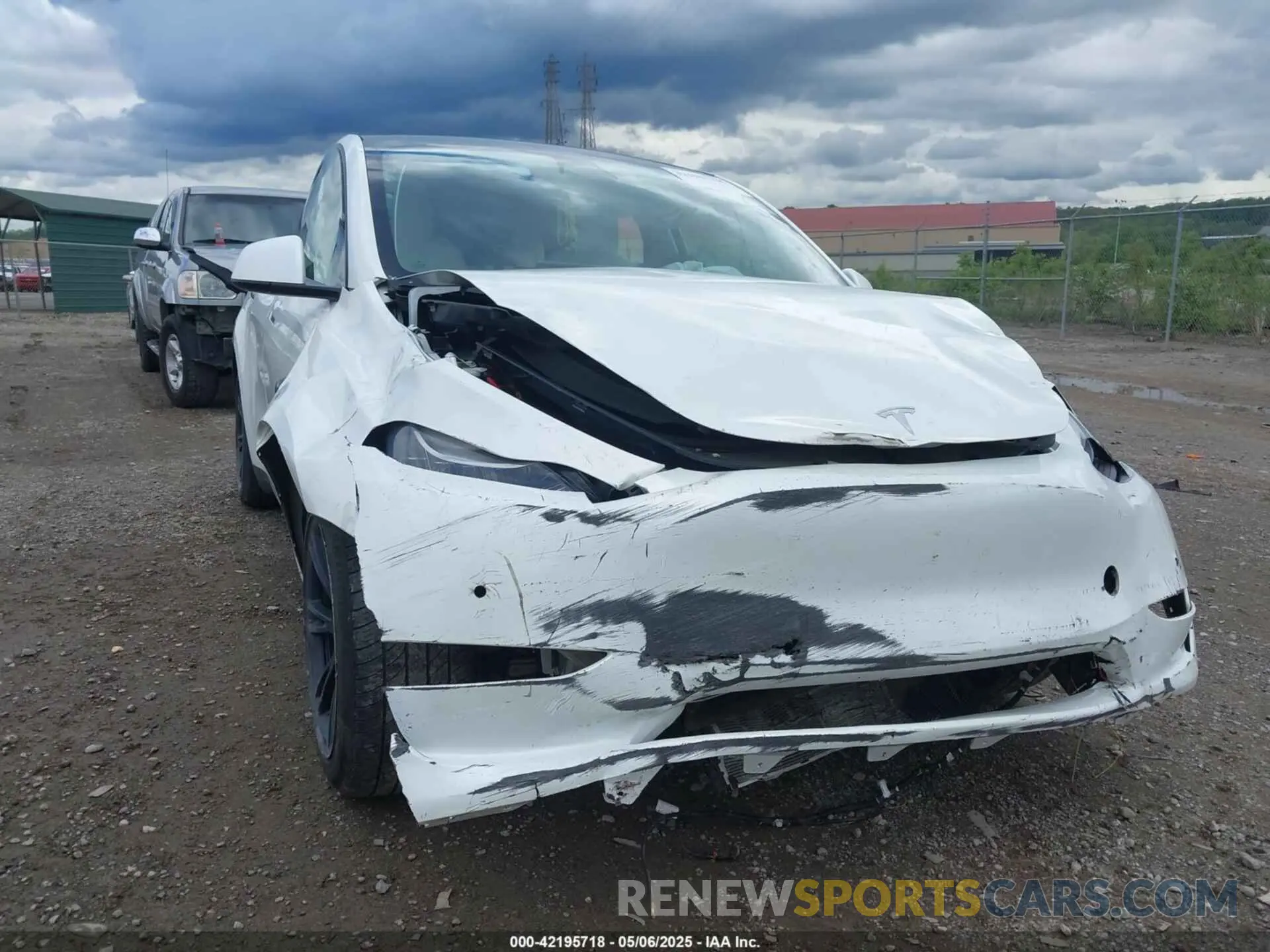 6 Photograph of a damaged car 5YJYGDEE0MF144777 TESLA MODEL Y 2021