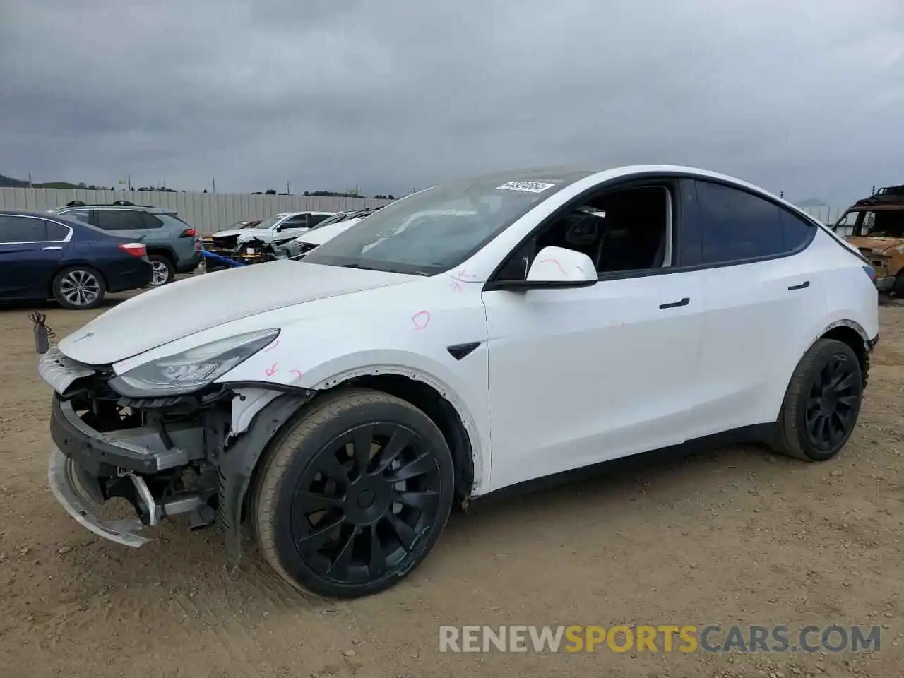 1 Photograph of a damaged car 5YJYGDEE0MF162101 TESLA MODEL Y 2021