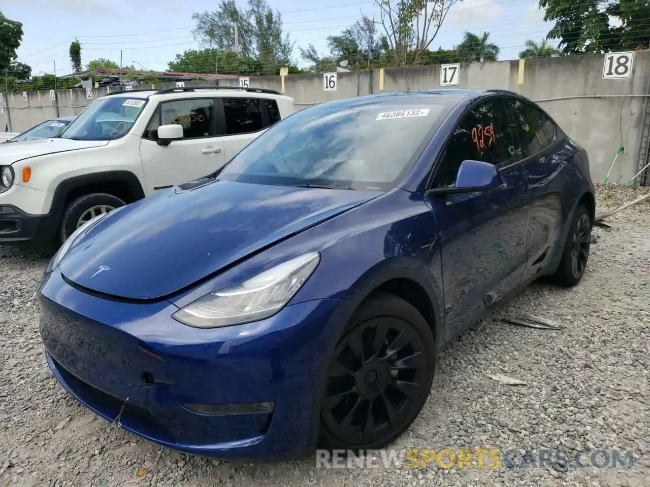 2 Photograph of a damaged car 5YJYGDEE0MF177424 TESLA MODEL Y 2021