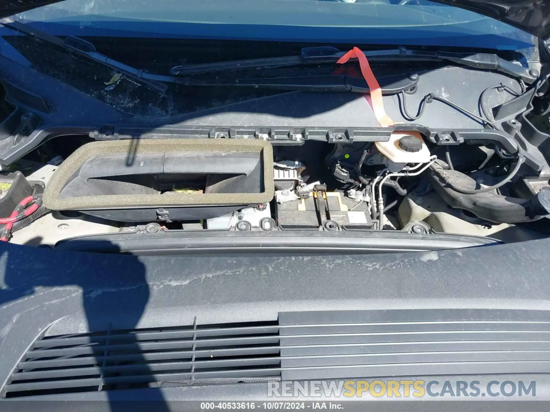 10 Photograph of a damaged car 5YJYGDEE0MF191243 TESLA MODEL Y 2021