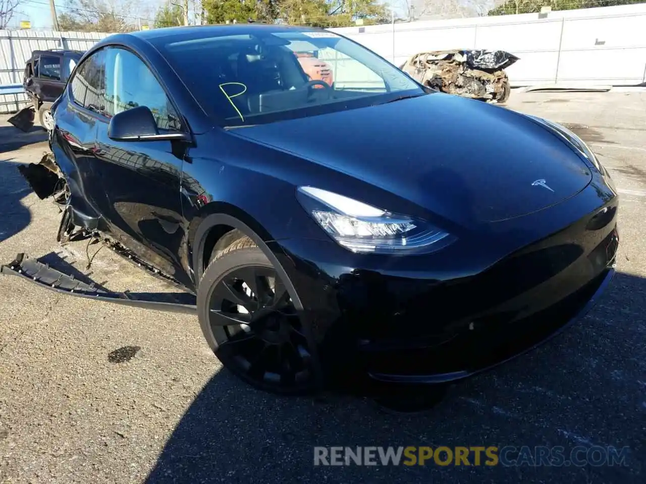 1 Photograph of a damaged car 5YJYGDEE0MF193901 TESLA MODEL Y 2021