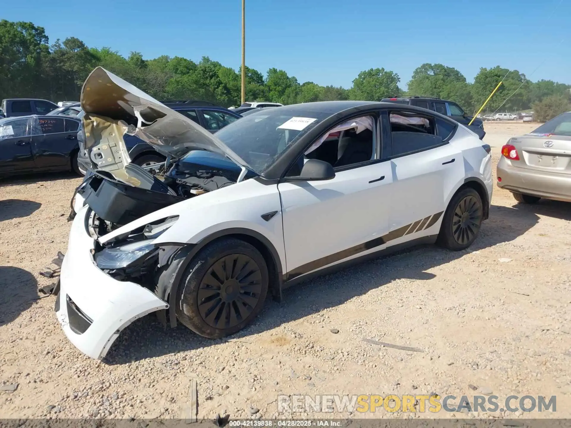 2 Photograph of a damaged car 5YJYGDEE0MF204377 TESLA MODEL Y 2021