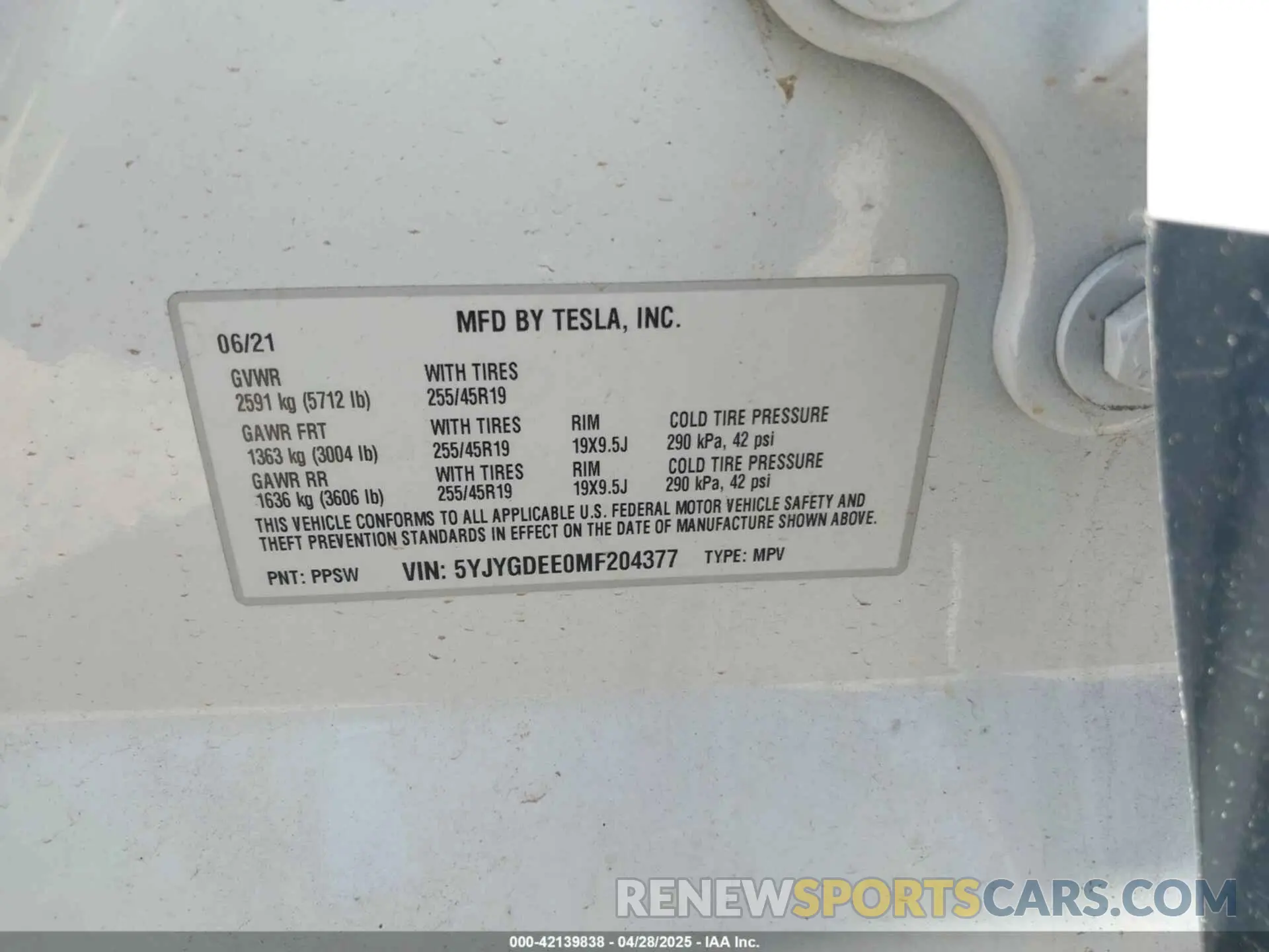 9 Photograph of a damaged car 5YJYGDEE0MF204377 TESLA MODEL Y 2021