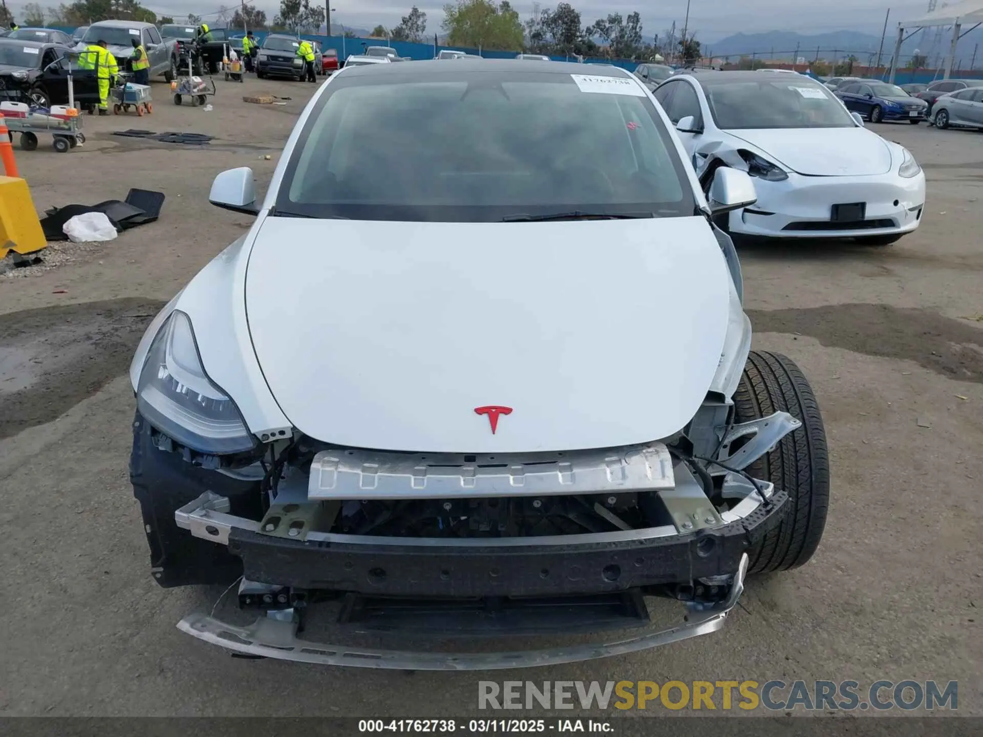 13 Photograph of a damaged car 5YJYGDEE0MF209045 TESLA MODEL Y 2021