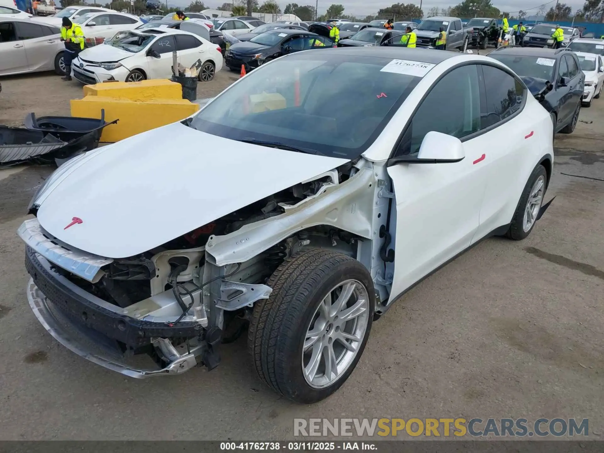 2 Photograph of a damaged car 5YJYGDEE0MF209045 TESLA MODEL Y 2021
