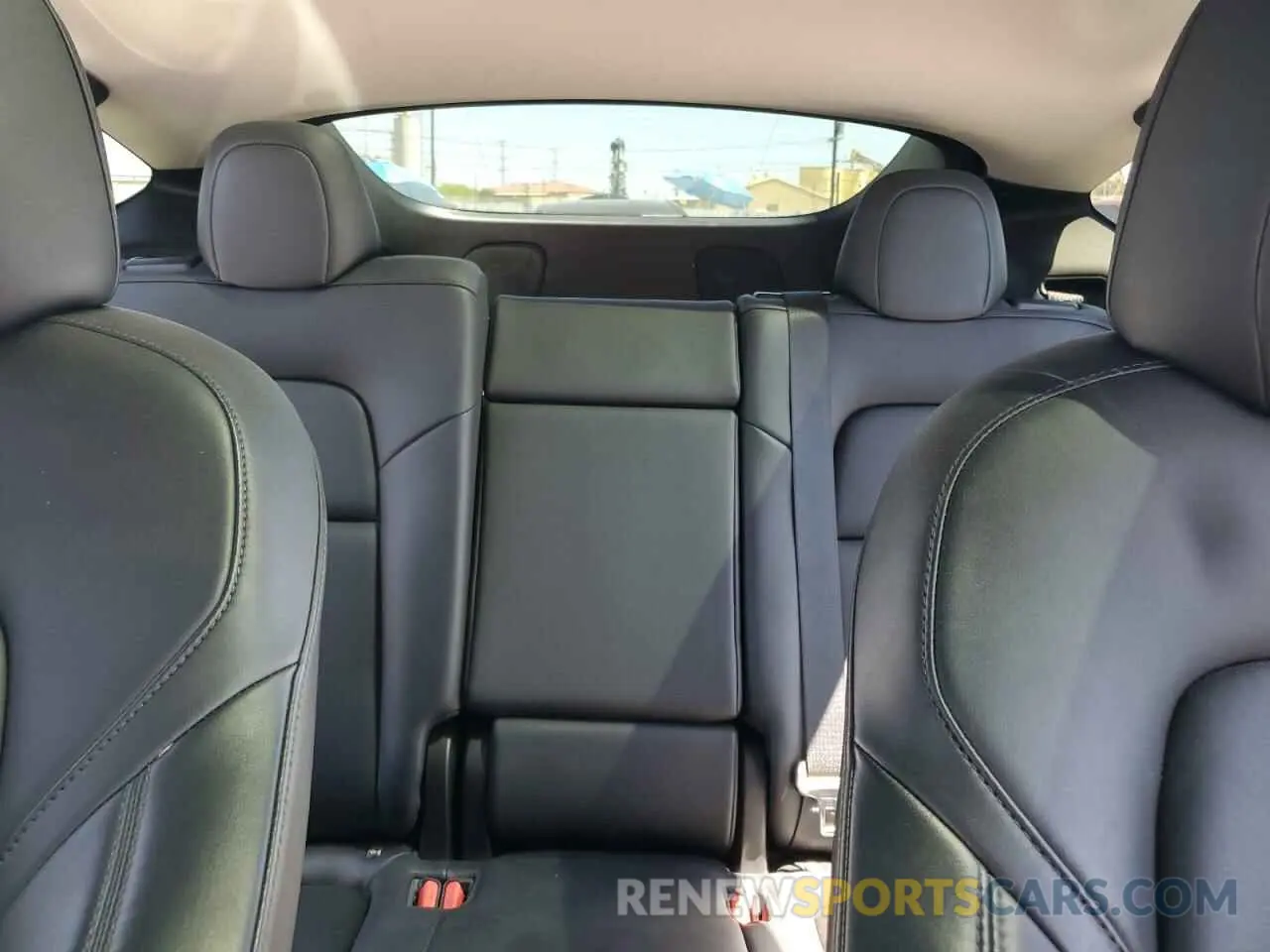 10 Photograph of a damaged car 5YJYGDEE0MF217761 TESLA MODEL Y 2021