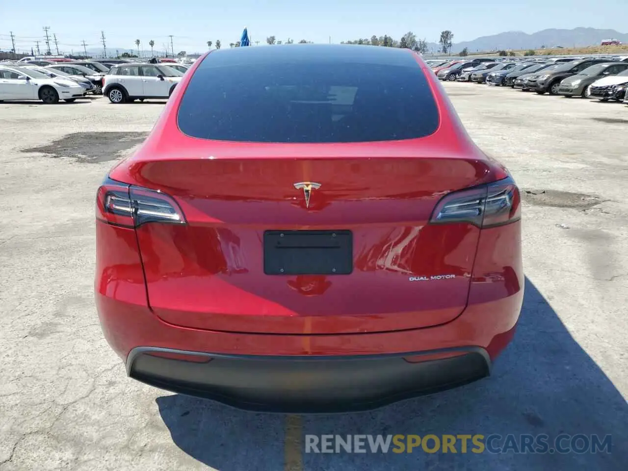 6 Photograph of a damaged car 5YJYGDEE0MF217761 TESLA MODEL Y 2021