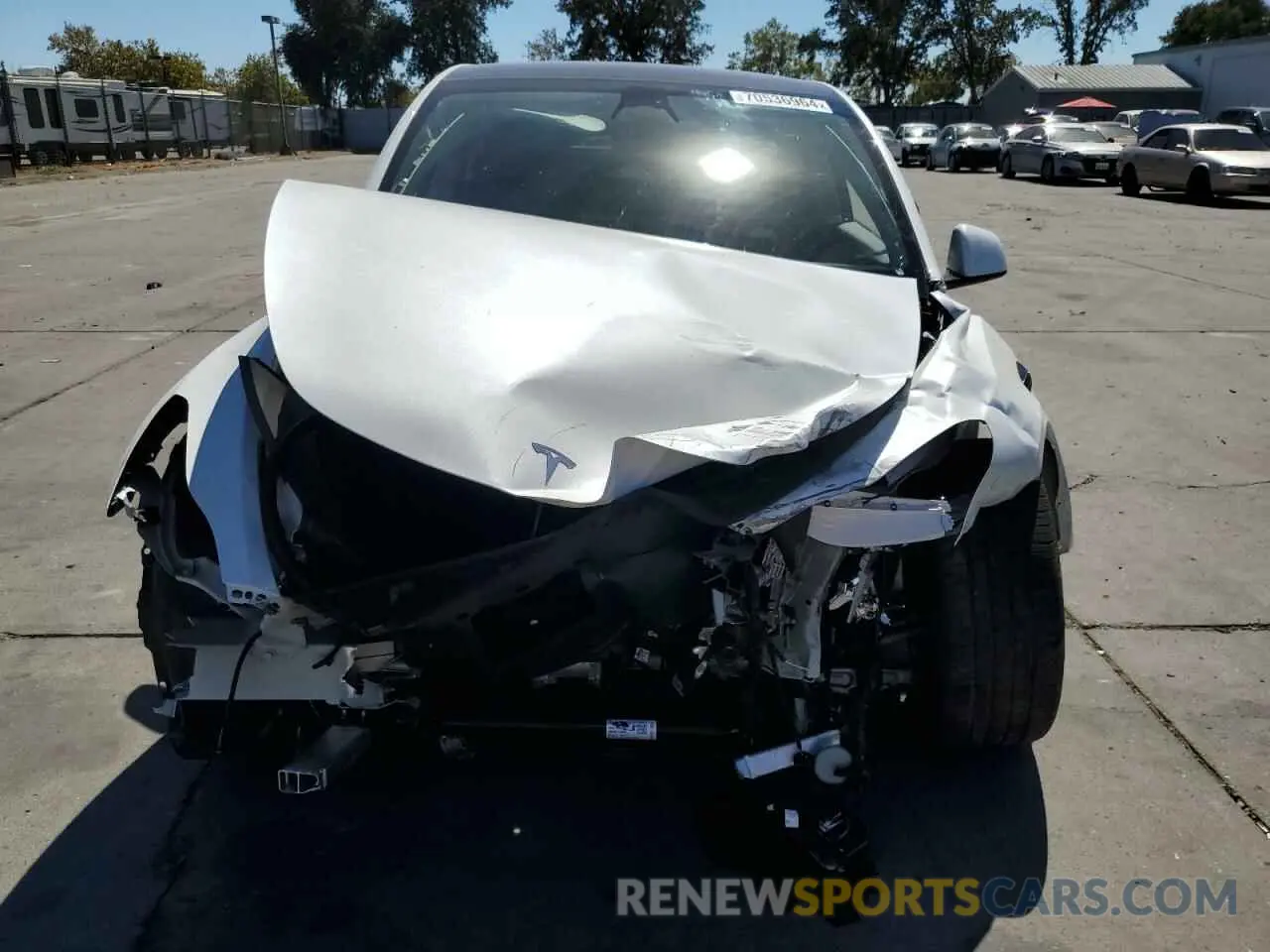 5 Photograph of a damaged car 5YJYGDEE0MF218697 TESLA MODEL Y 2021