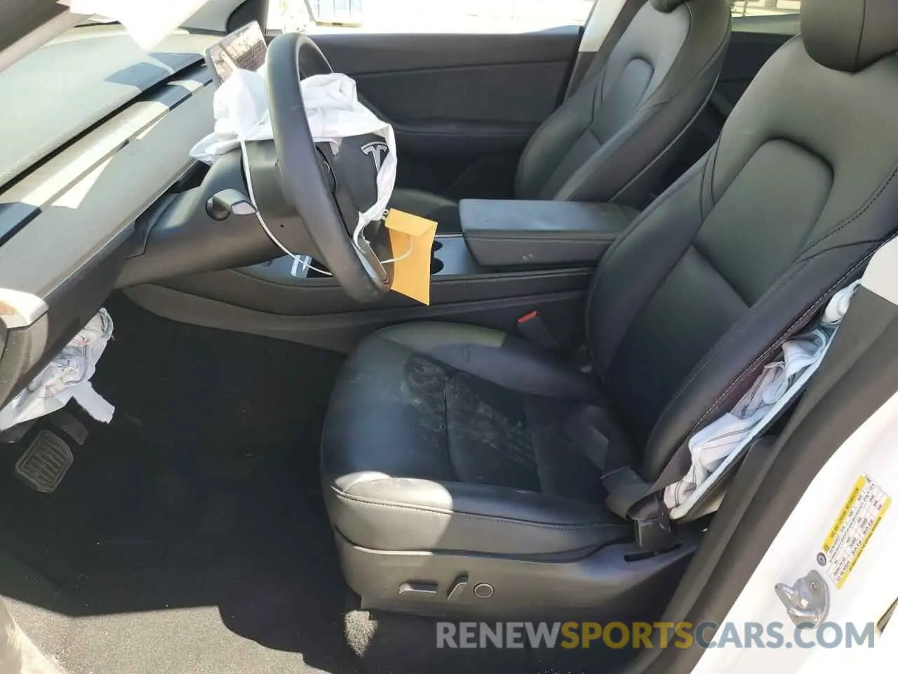 7 Photograph of a damaged car 5YJYGDEE0MF218697 TESLA MODEL Y 2021