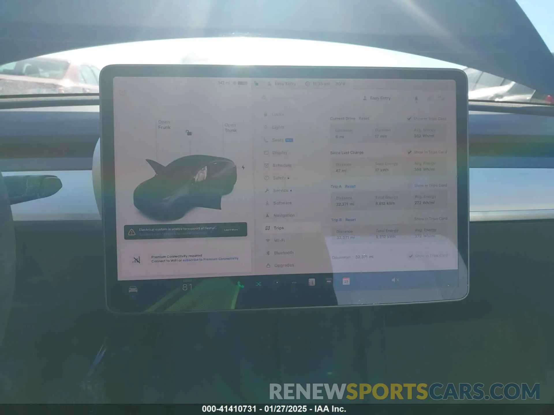 17 Photograph of a damaged car 5YJYGDEE0MF228744 TESLA MODEL Y 2021