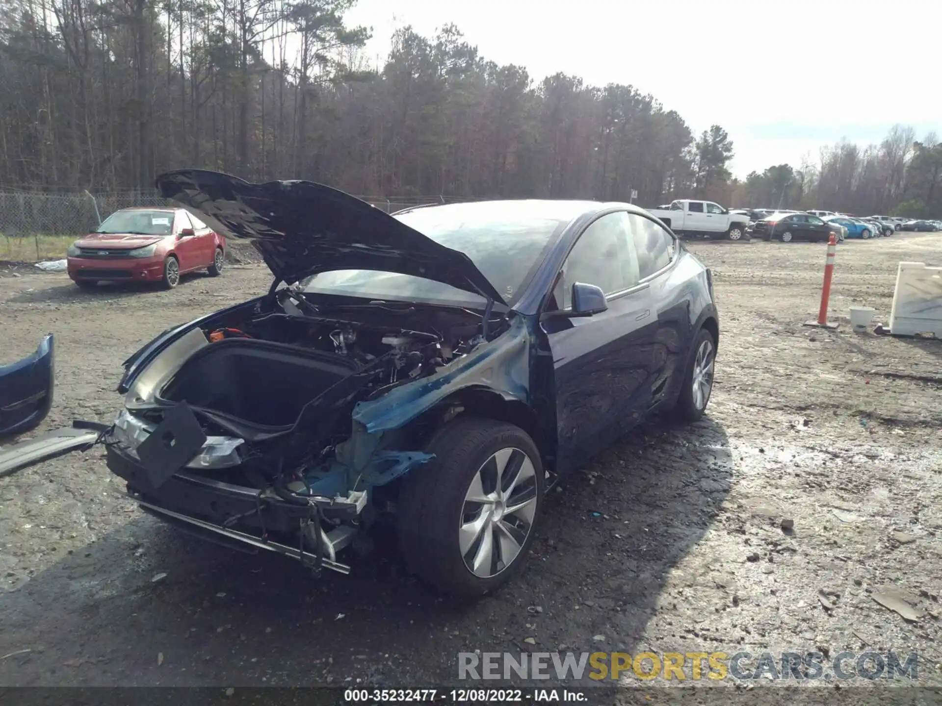 2 Photograph of a damaged car 5YJYGDEE0MF229053 TESLA MODEL Y 2021