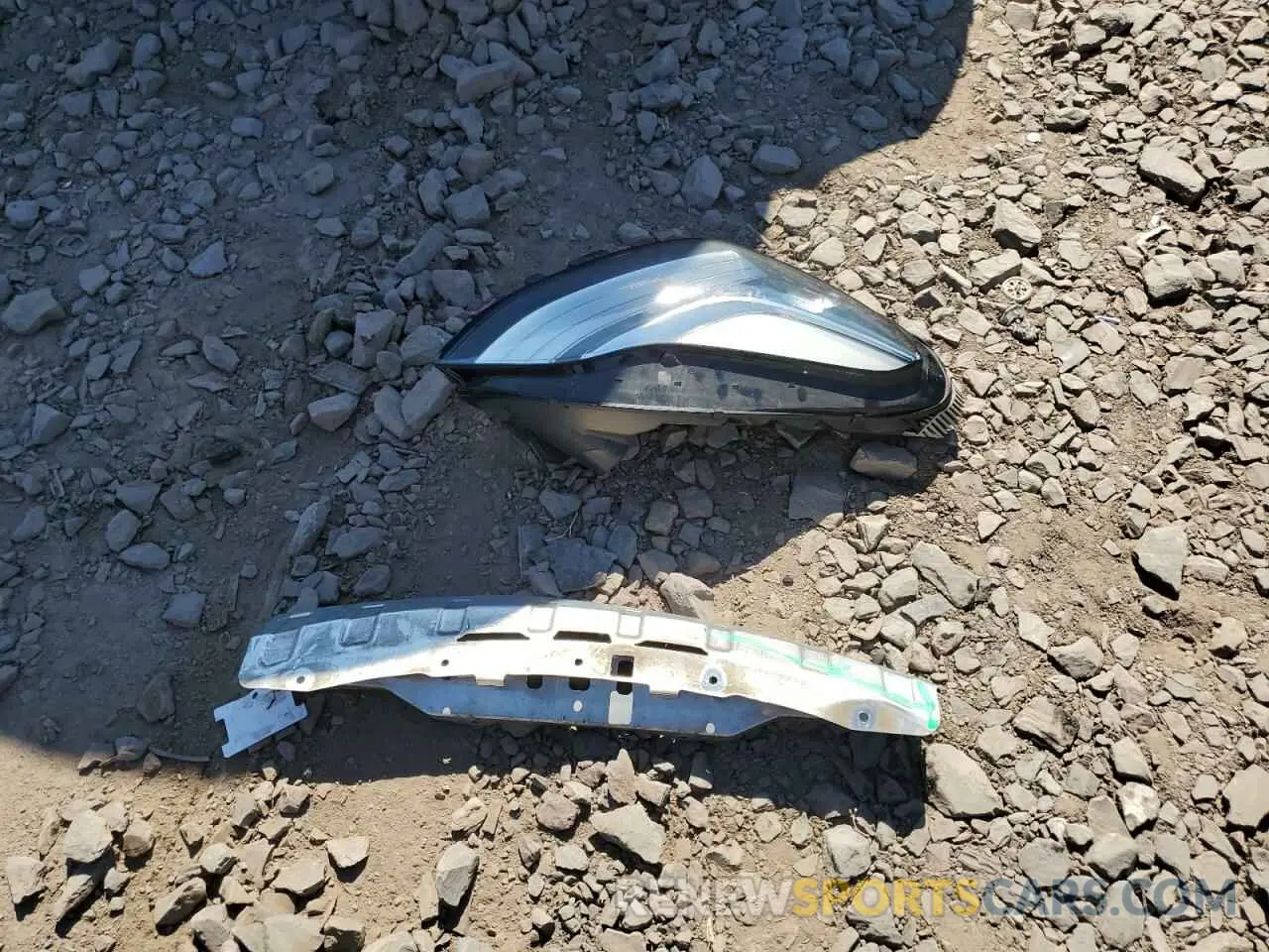 13 Photograph of a damaged car 5YJYGDEE0MF243468 TESLA MODEL Y 2021