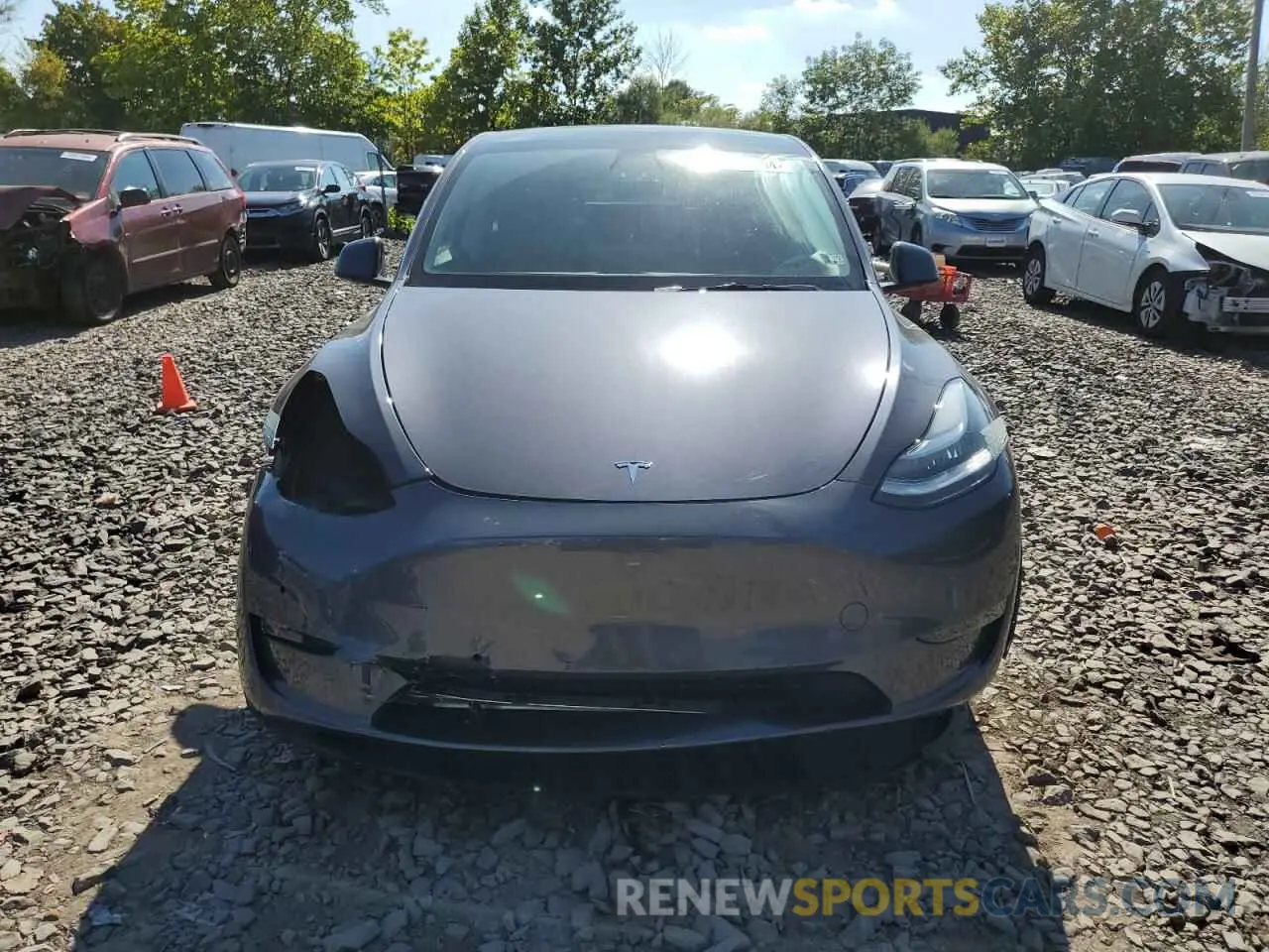 5 Photograph of a damaged car 5YJYGDEE0MF243468 TESLA MODEL Y 2021
