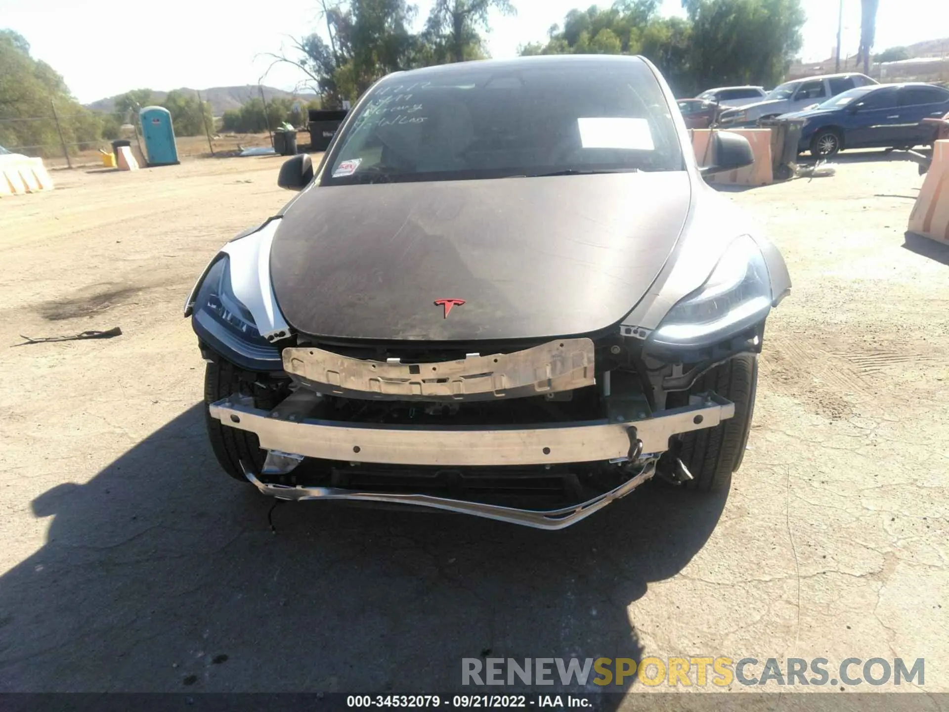 6 Photograph of a damaged car 5YJYGDEE0MF250887 TESLA MODEL Y 2021