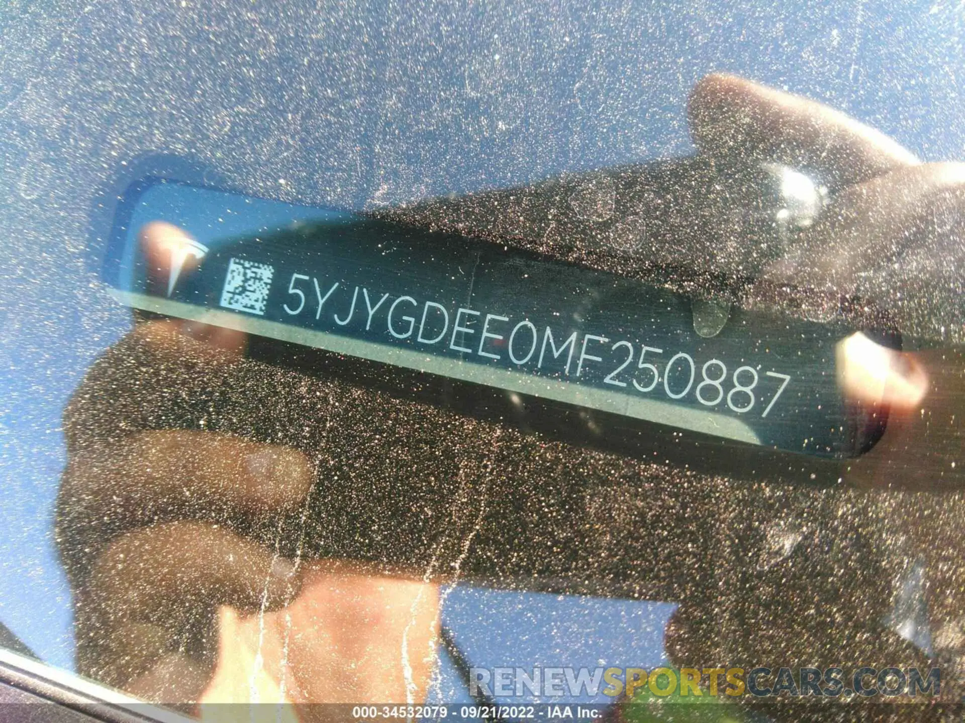 9 Photograph of a damaged car 5YJYGDEE0MF250887 TESLA MODEL Y 2021